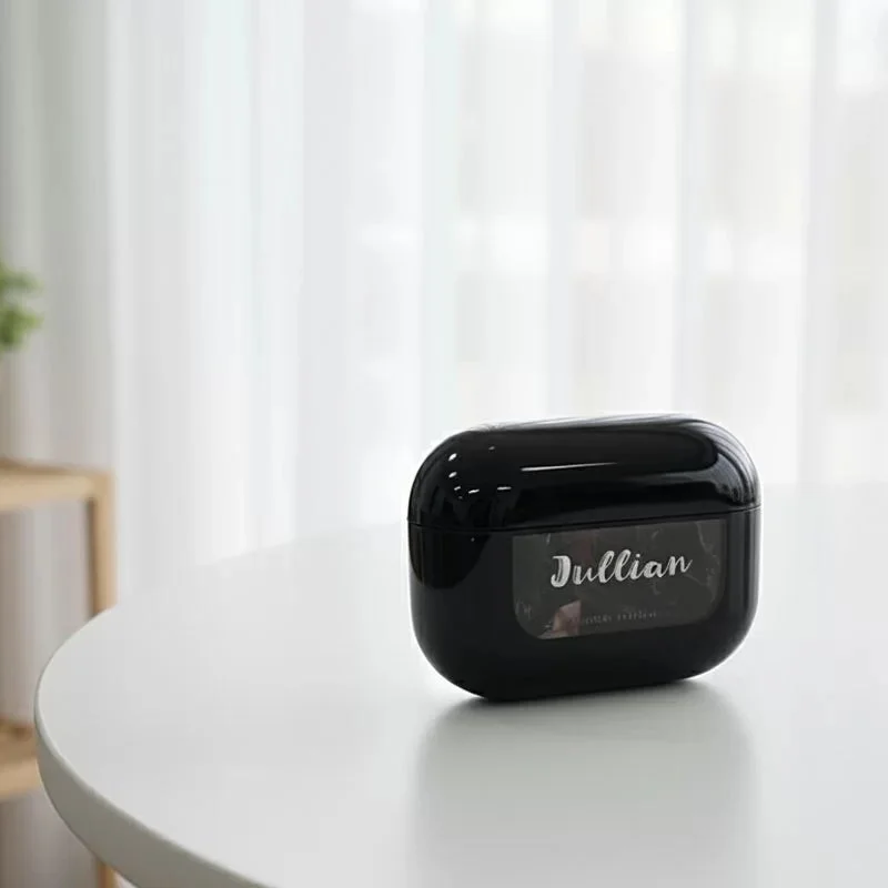 ストラップループ付きケース