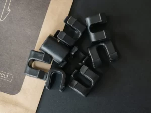 PREDUCTSから「Cable Clip」が登場！デスク下の“あと少し”を解決するミニマルなケーブルマネジメントツール