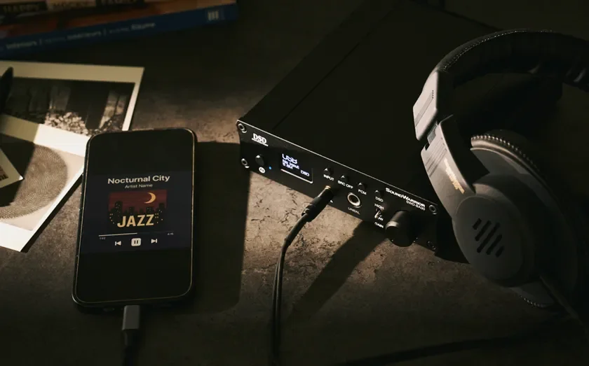 スマホとオーディオ機器、ヘッドホン